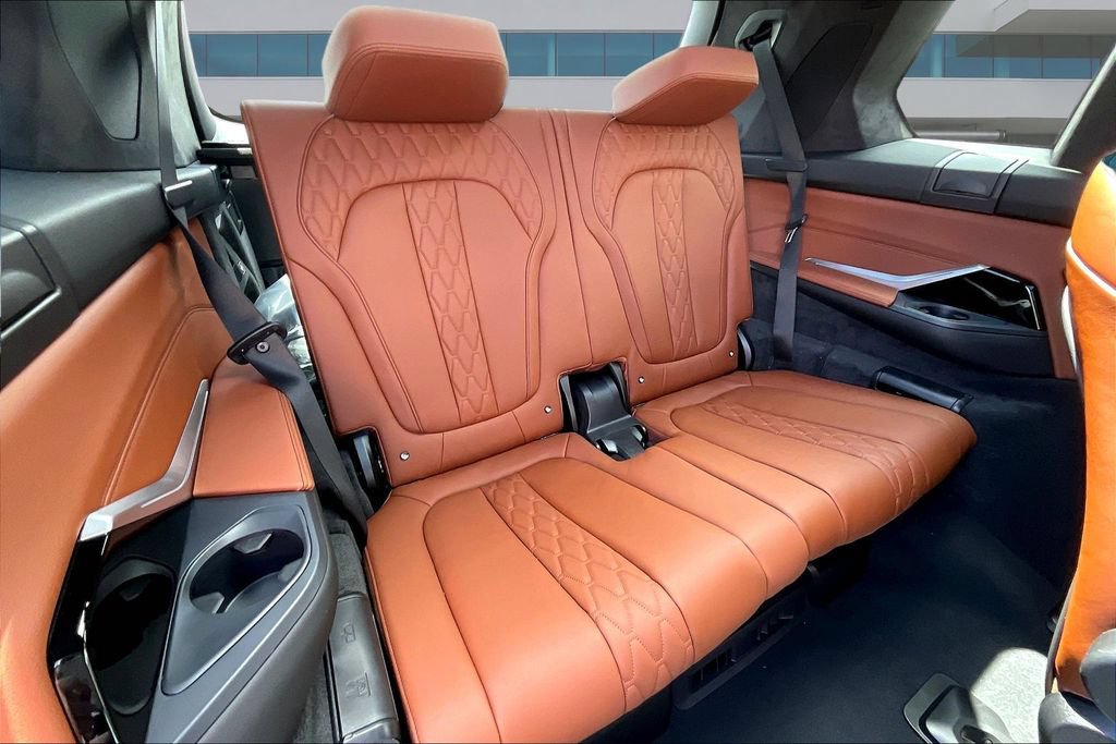 New 2027 BMW X7 M60i AWD/4WD image 26