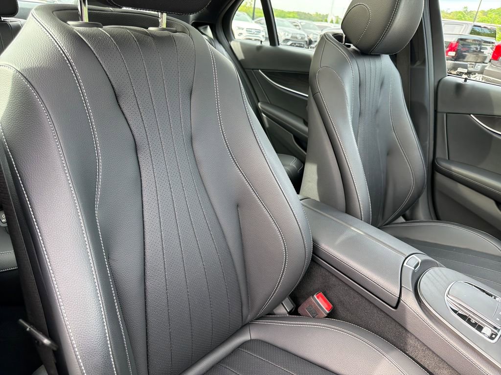 Used 2022 Mercedes-Benz E 350 Sedan image 38