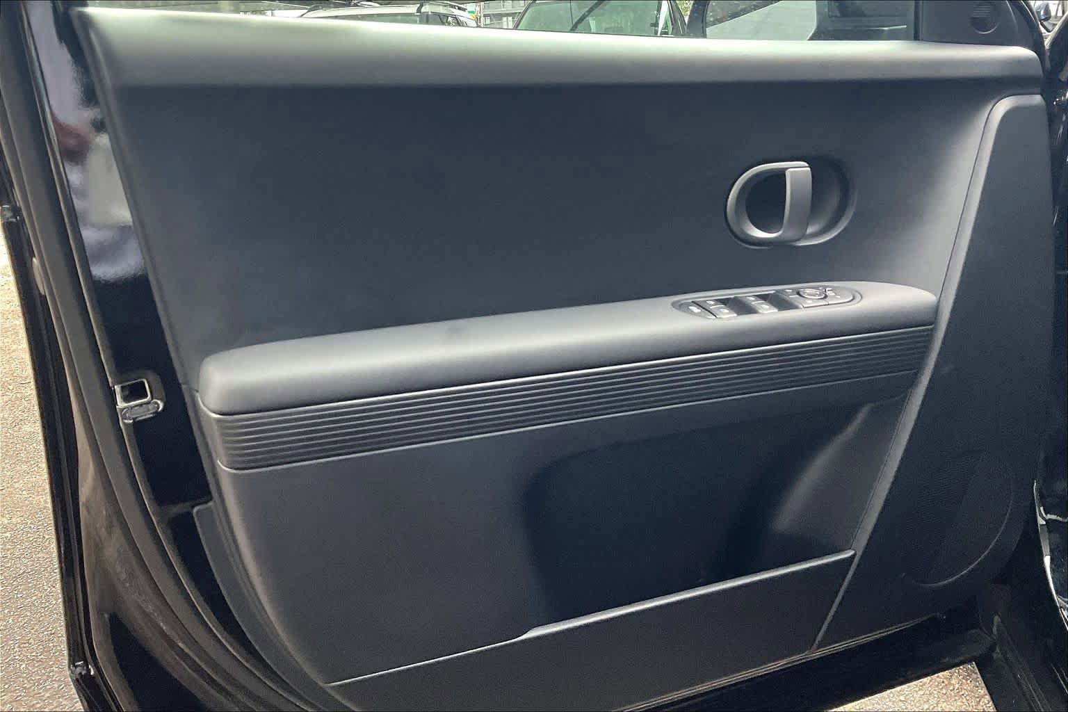 Certified 2026 Hyundai Ioniq 5 SEL RWD image 21
