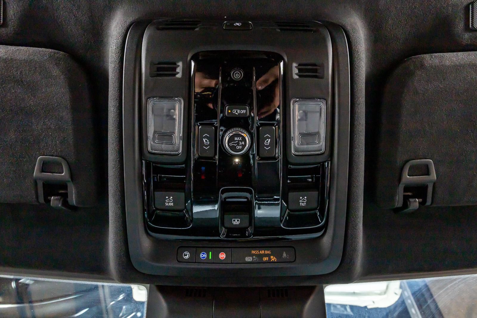 Used 2026 Cadillac Escalade V w/ LPO, ONYX Package AWD/4WD image 27