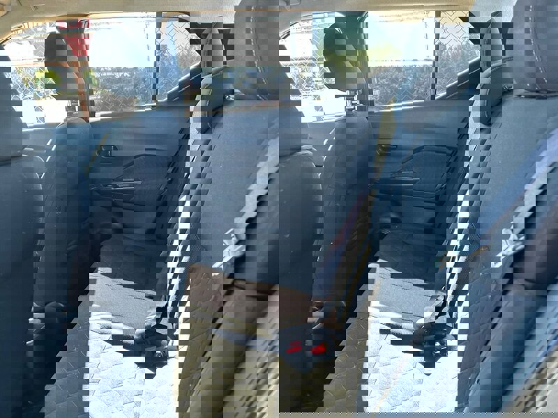 Used 2020 Nissan Kicks S image 13