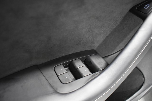 Used 2023 Tesla Model 3 Performance image 15