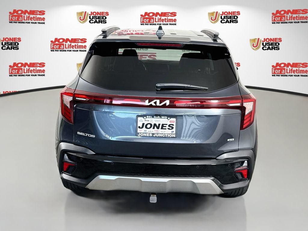 Used 2025 Kia Seltos EX AWD/4WD image 16