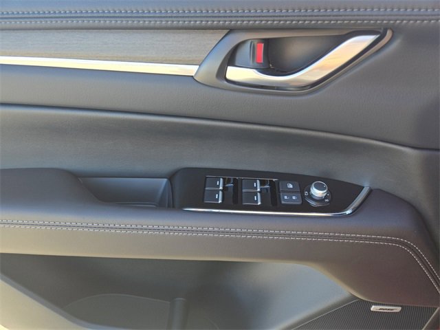 New 2025 MAZDA CX-5 Signature image 9