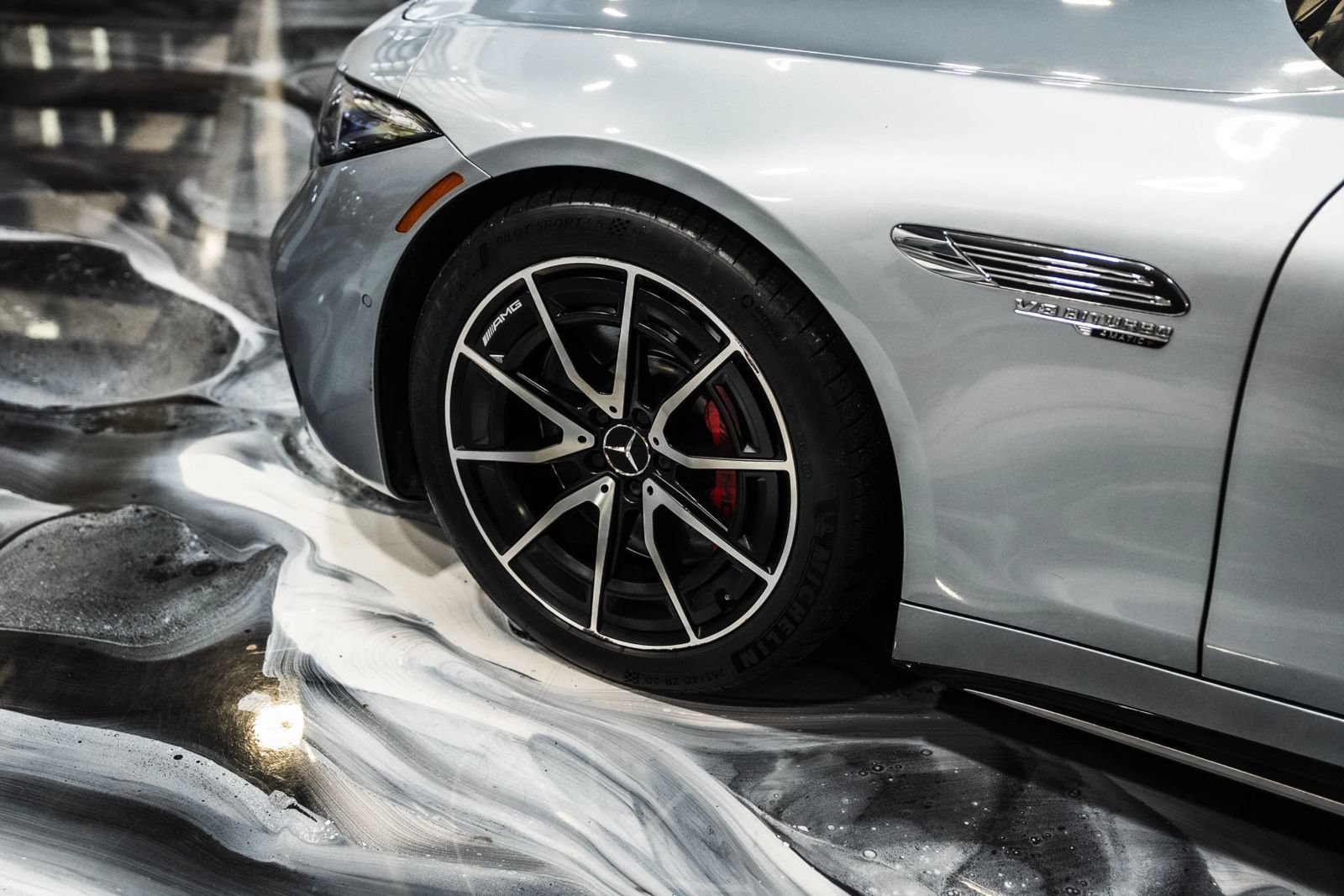 Used 2022 Mercedes-Benz SL 55 AMG 4MATIC image 4