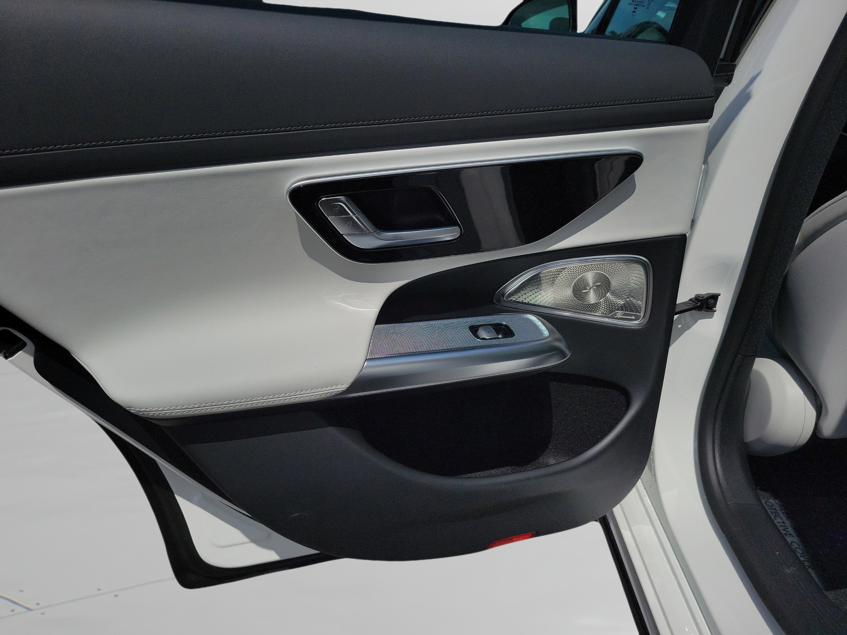 New 2026 Mercedes-Benz E 450 4MATIC Sedan image 6