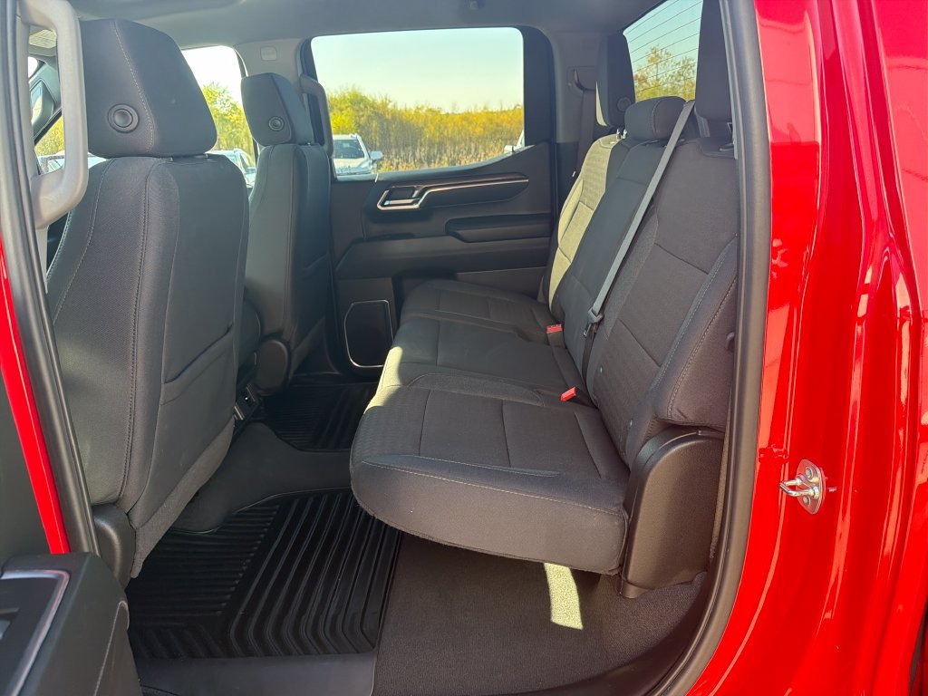 Certified 2025 Chevrolet Silverado 1500 LT AWD/4WD image 29