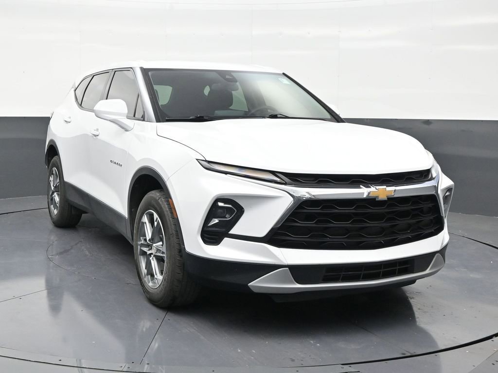 Used 2023 Chevrolet Blazer LT FWD image 7