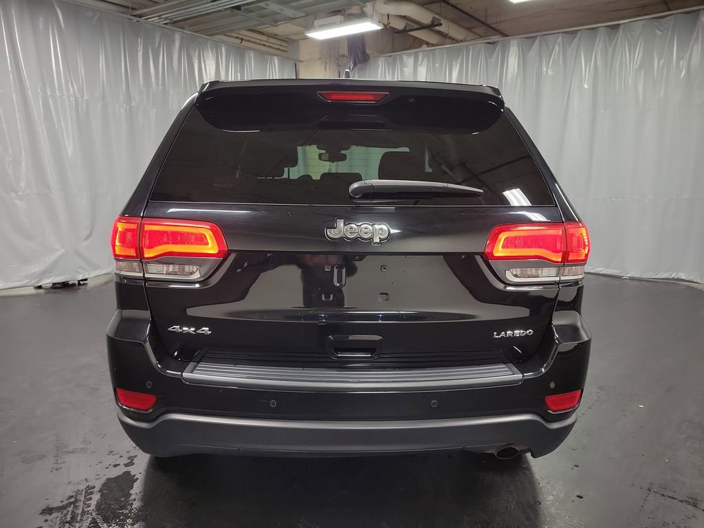 Used 2017 Jeep Grand Cherokee Laredo w/ Quick Order Package 23E image 8