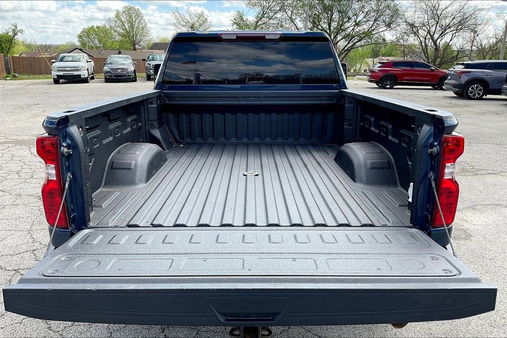 Used 2022 Chevrolet Silverado 2500 Custom w/ Custom Value Package image 29