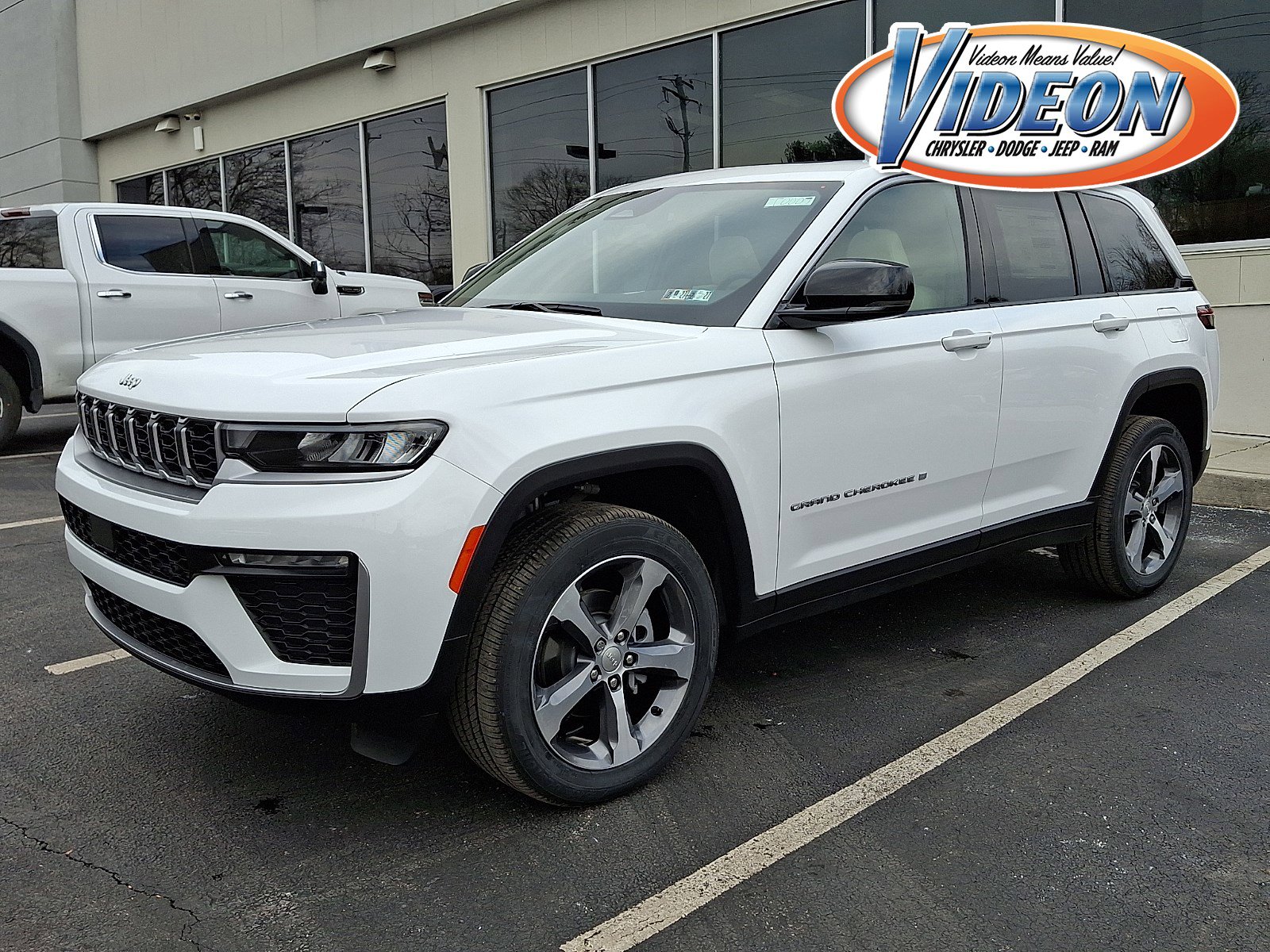 New 2026 Jeep Grand Cherokee Limited