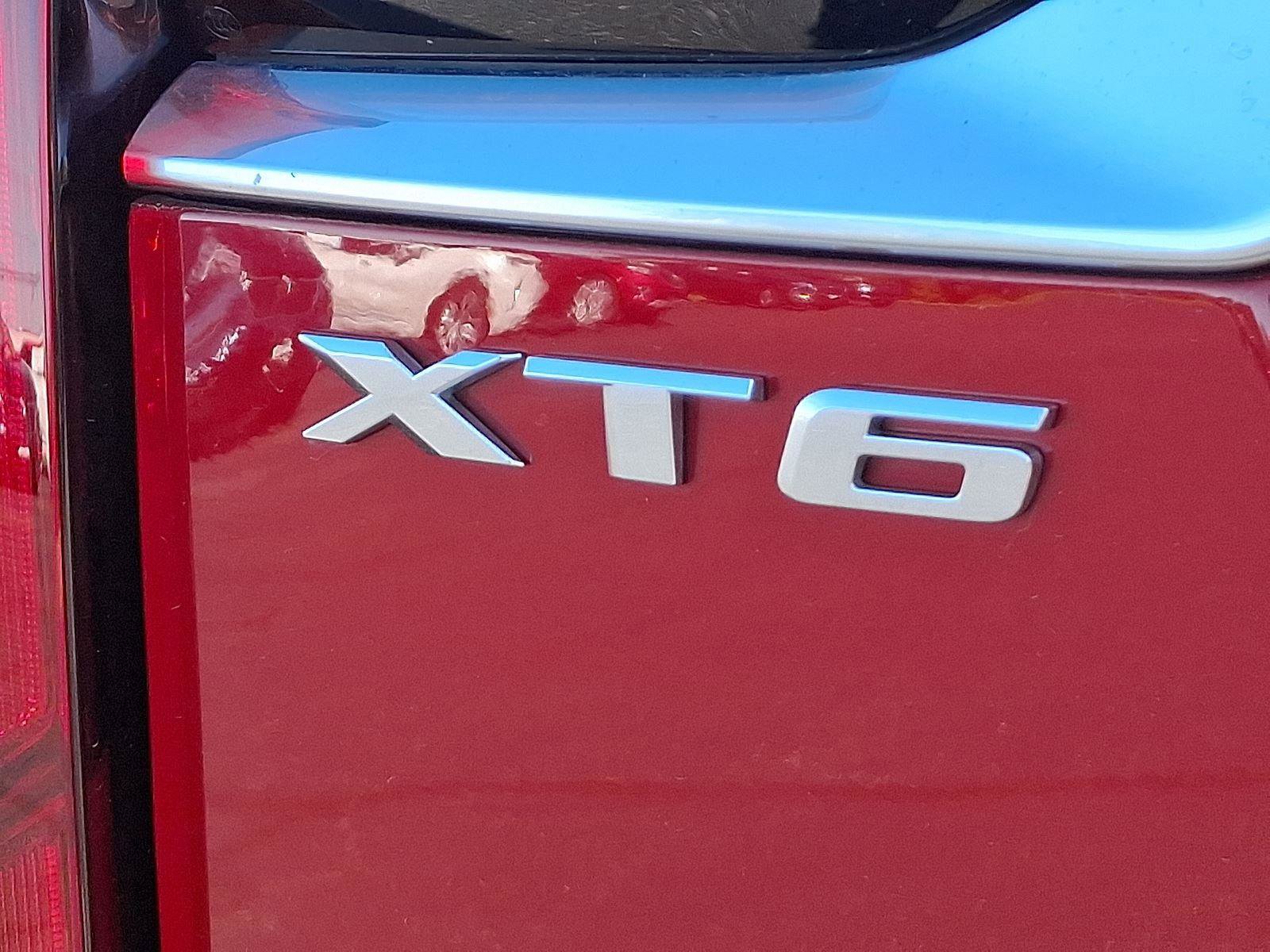 Certified 2024 Cadillac XT6 Premium Luxury image 30