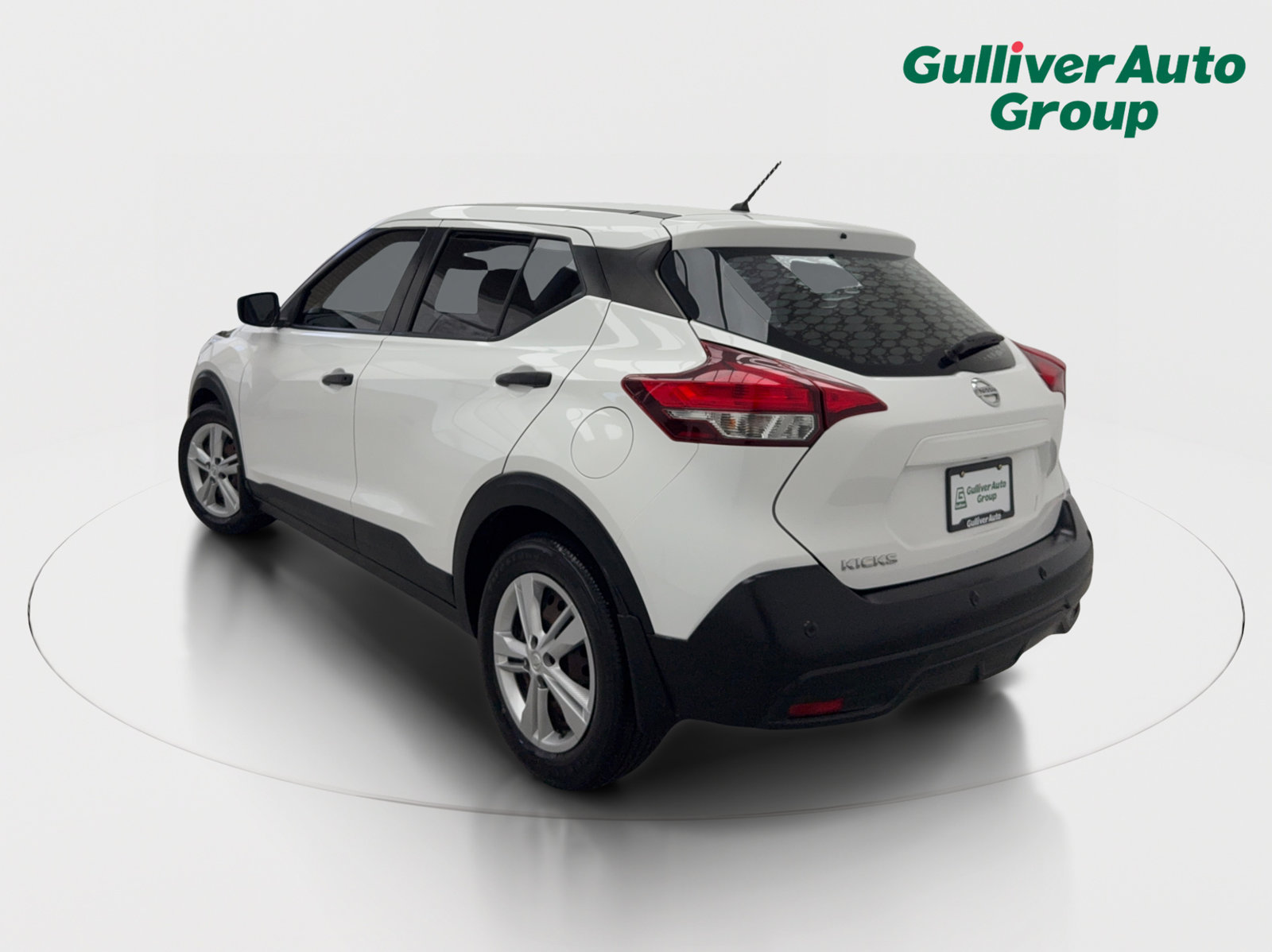 Used 2020 Nissan Kicks S FWD image 5