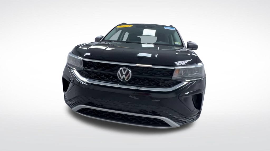Used 2024 Volkswagen Taos S AWD/4WD image 17