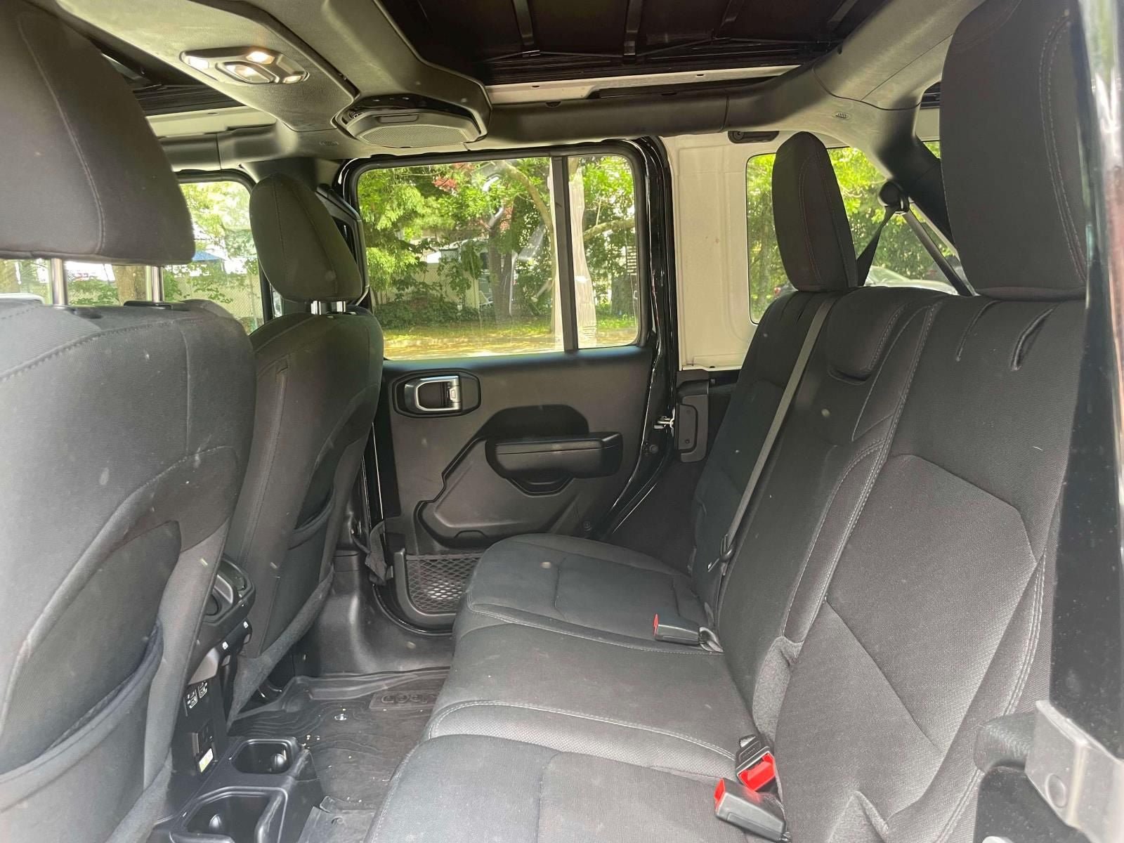 Used 2022 Jeep Wrangler Unlimited Sport w/ Sun And Sound Package AWD/4WD image 12