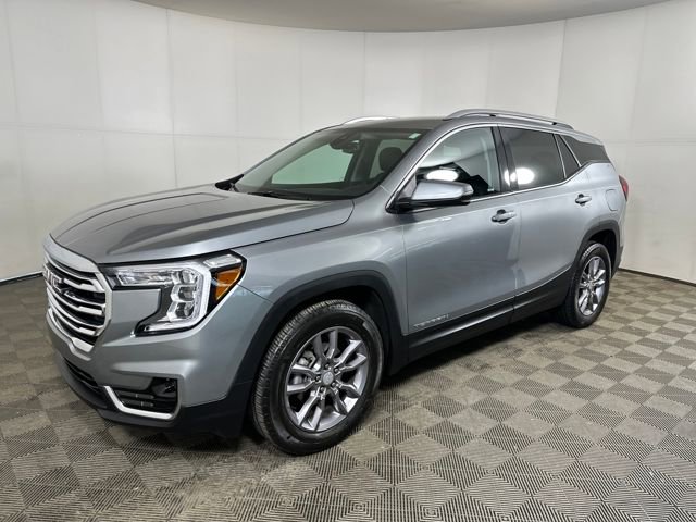 Used 2023 GMC Terrain SLT image 7