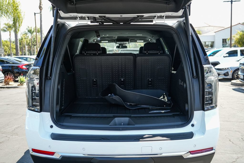New 2026 Chevrolet Suburban LT w/ Comfort Package AWD/4WD image 25