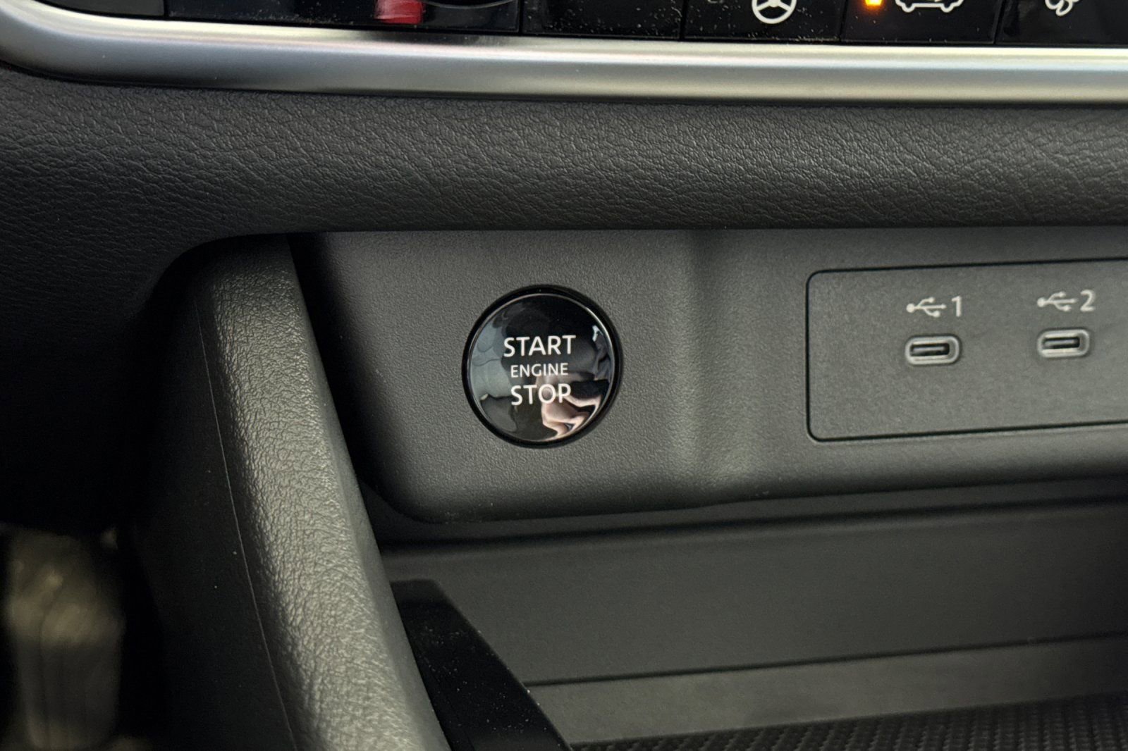 New 2026 Nissan Rogue SV FWD image 19