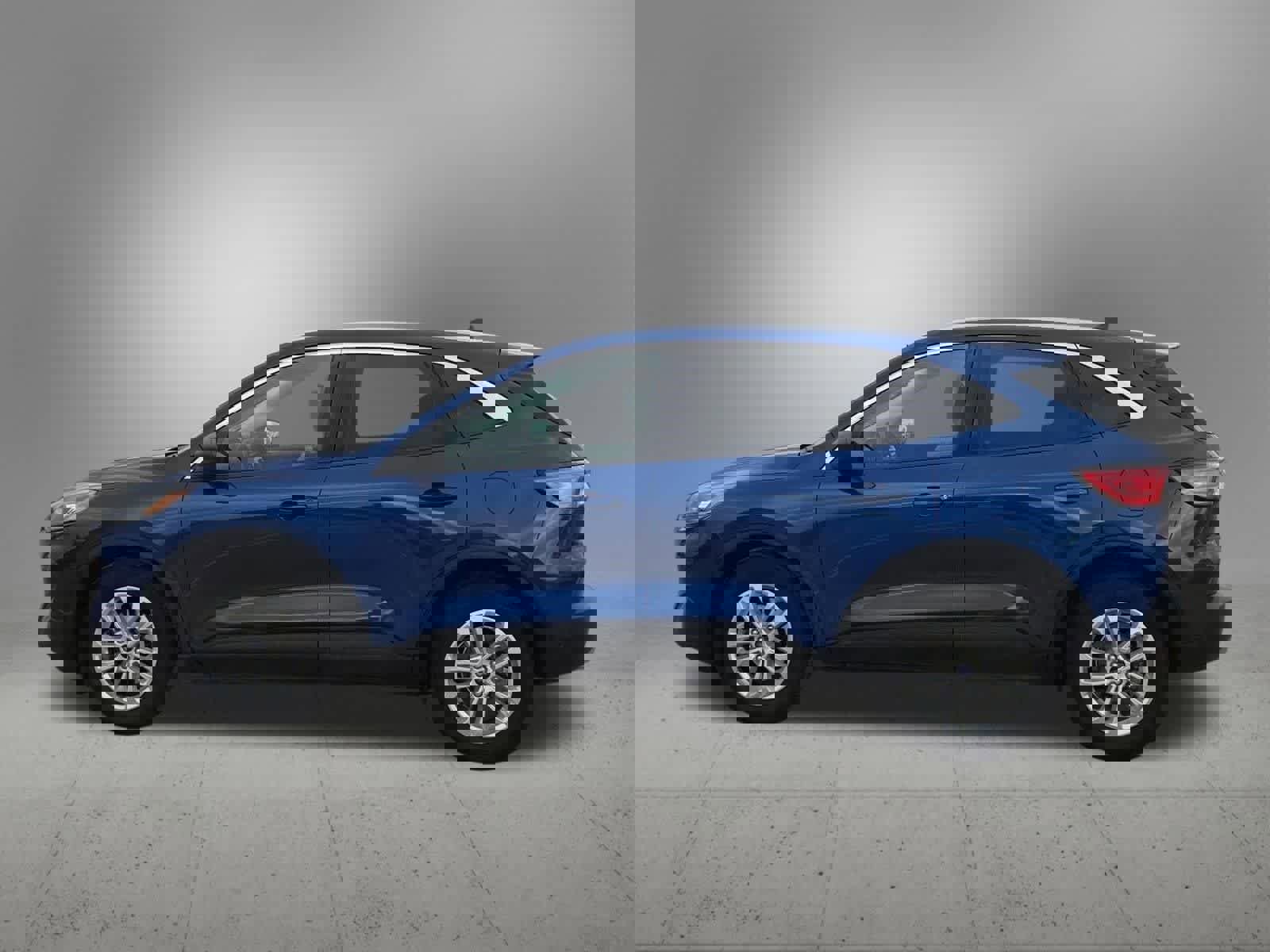 Used 2022 Ford Escape SE w/ Convenience Package image 3