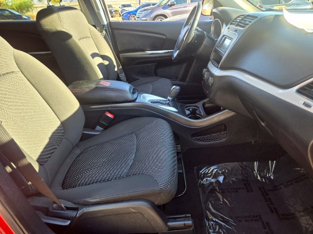 Used 2020 Dodge Journey SE w/ SE Popular Equipment Group FWD image 22