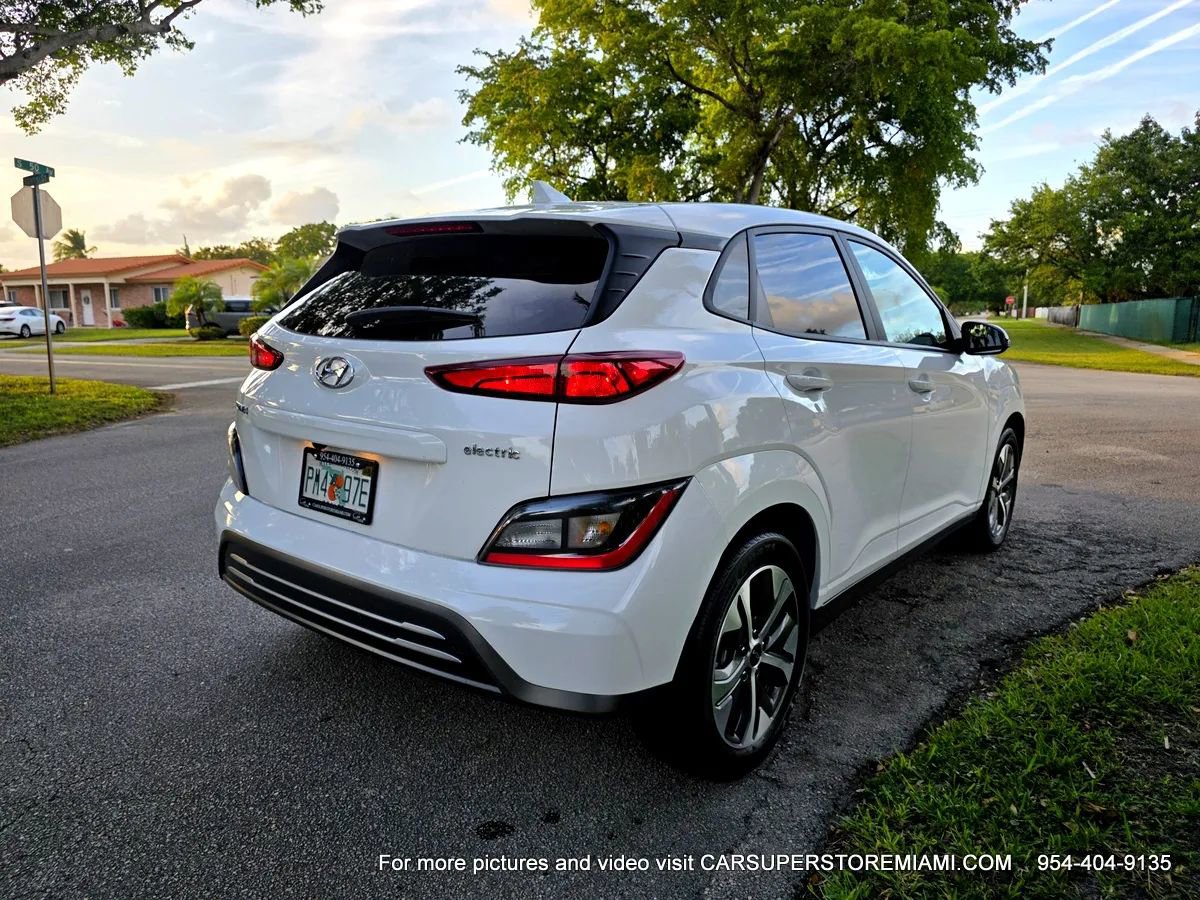 Used 2023 Hyundai Kona SEL FWD image 29