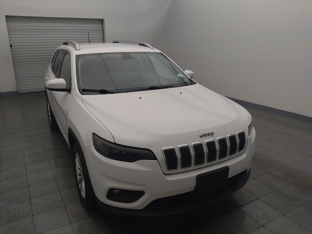 Used 2019 Jeep Cherokee Latitude w/ Popular Appearance Group FWD image 14