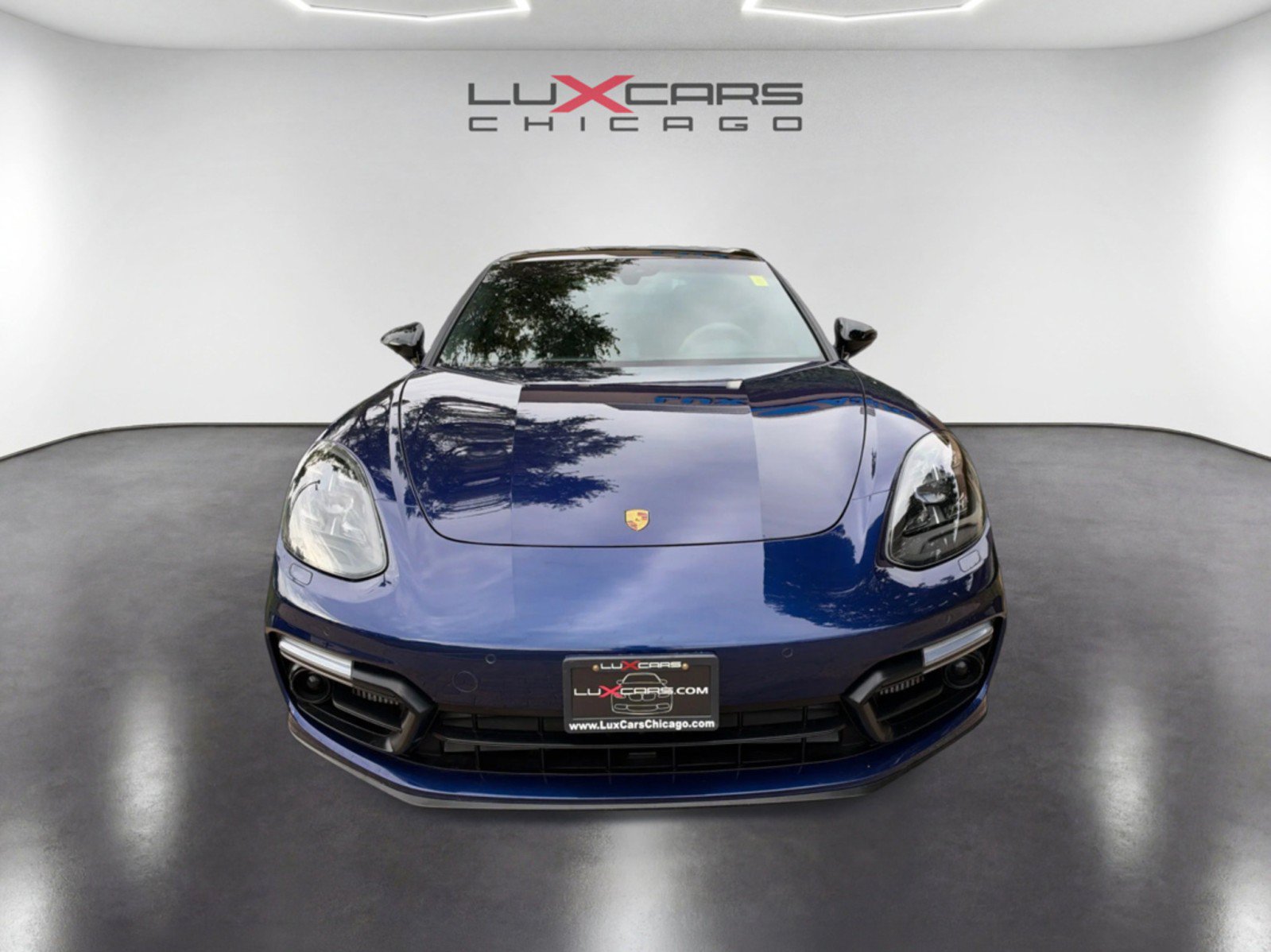 Used 2020 Porsche Panamera GTS AWD/4WD image 3