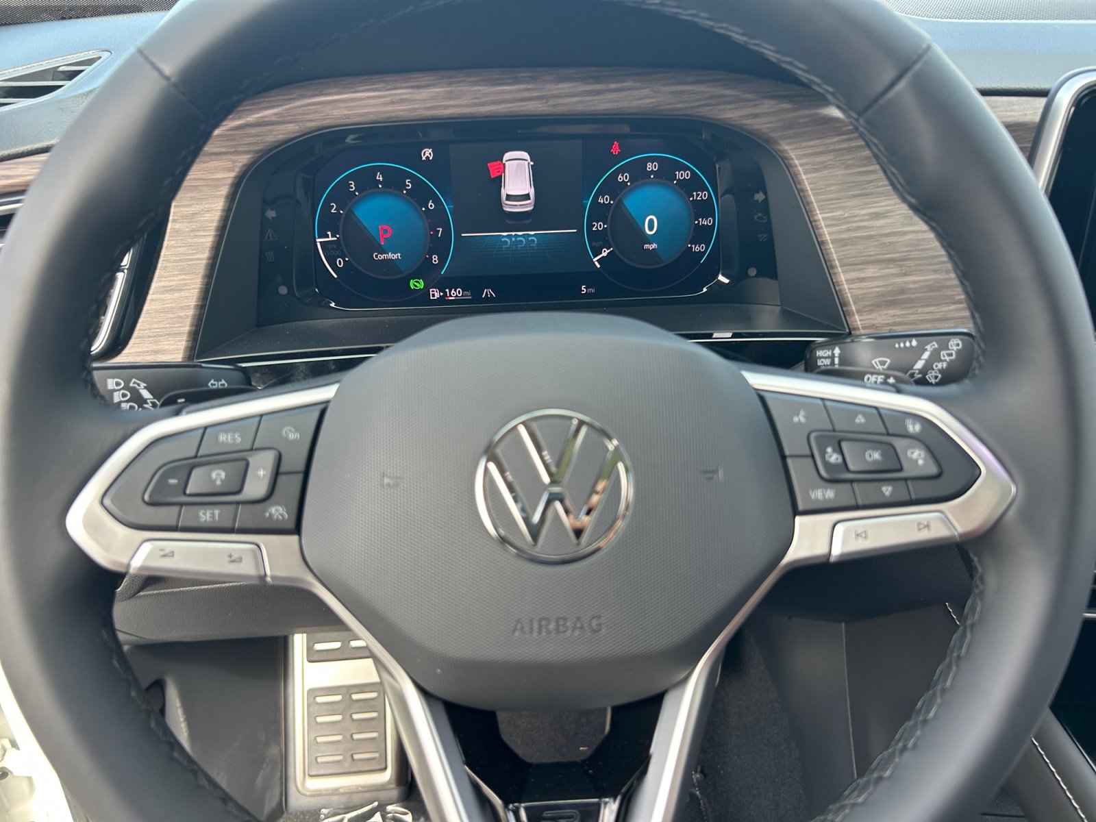 New 2026 Volkswagen Atlas SEL Premium R-Line AWD/4WD image 9