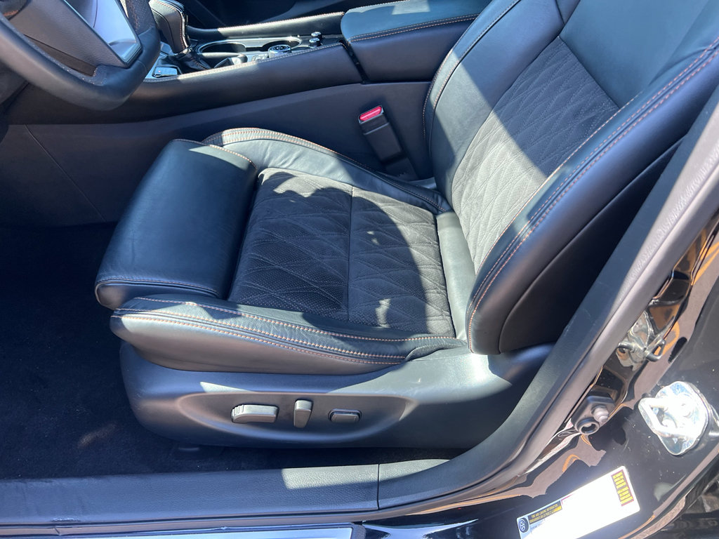 Used 2023 Nissan Maxima SR w/ Sport Mat Group FWD image 22