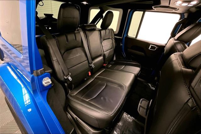 Used 2022 Jeep Wrangler Unlimited Sahara w/ Cold Weather Group image 23