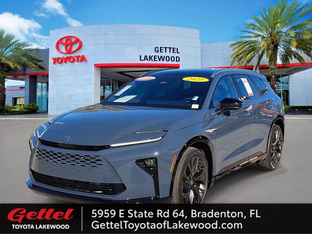 Certified 2025 Toyota Crown Signia image 1