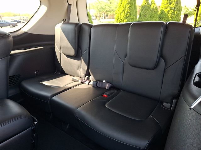 Used 2024 Nissan Armada SL w/ Captain's Chairs Package image 11
