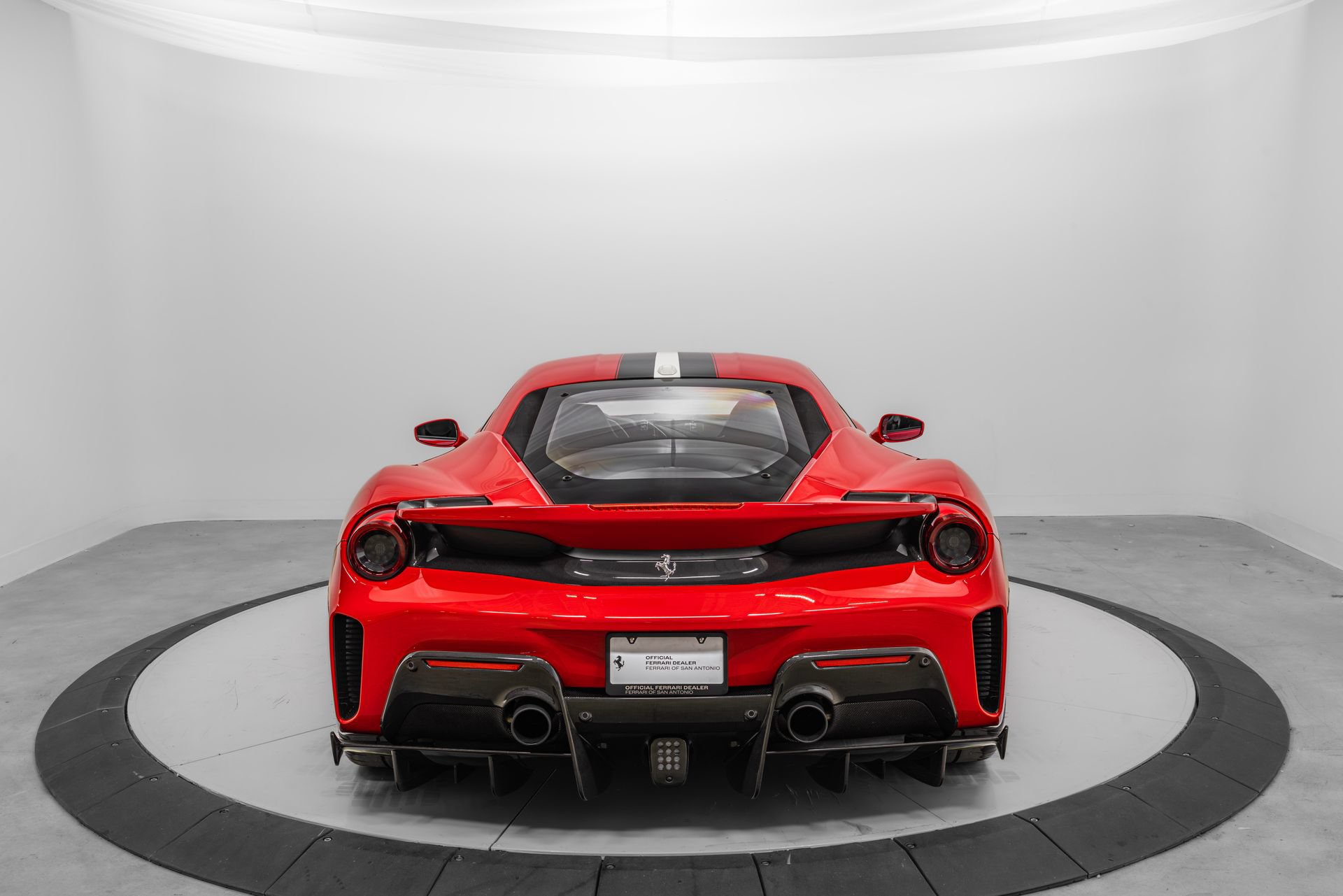 Certified 2020 Ferrari 488 Pista Coupe RWD image 11