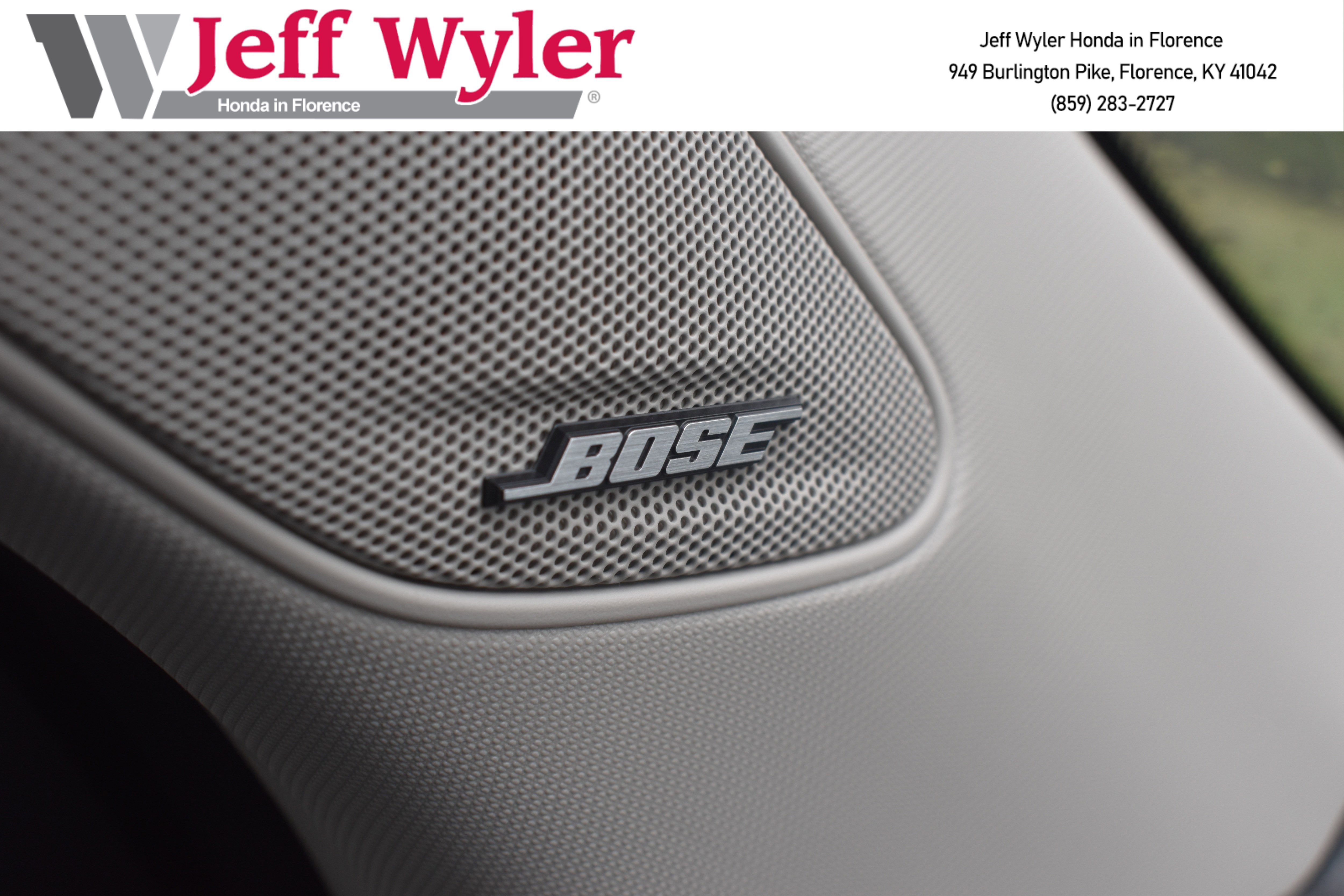 New 2025 Honda Pilot Touring image 28