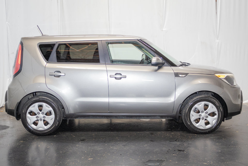 Used 2014 Kia Soul FWD image 4