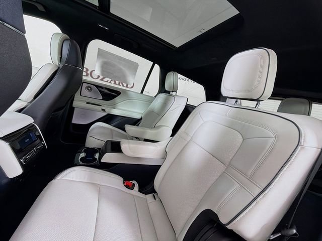 New 2026 Lincoln Aviator Black Label image 26