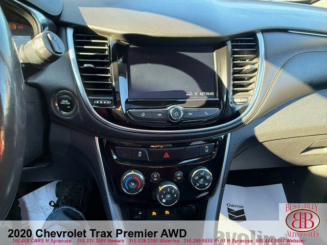 Used 2020 Chevrolet Trax Premier AWD/4WD image 16