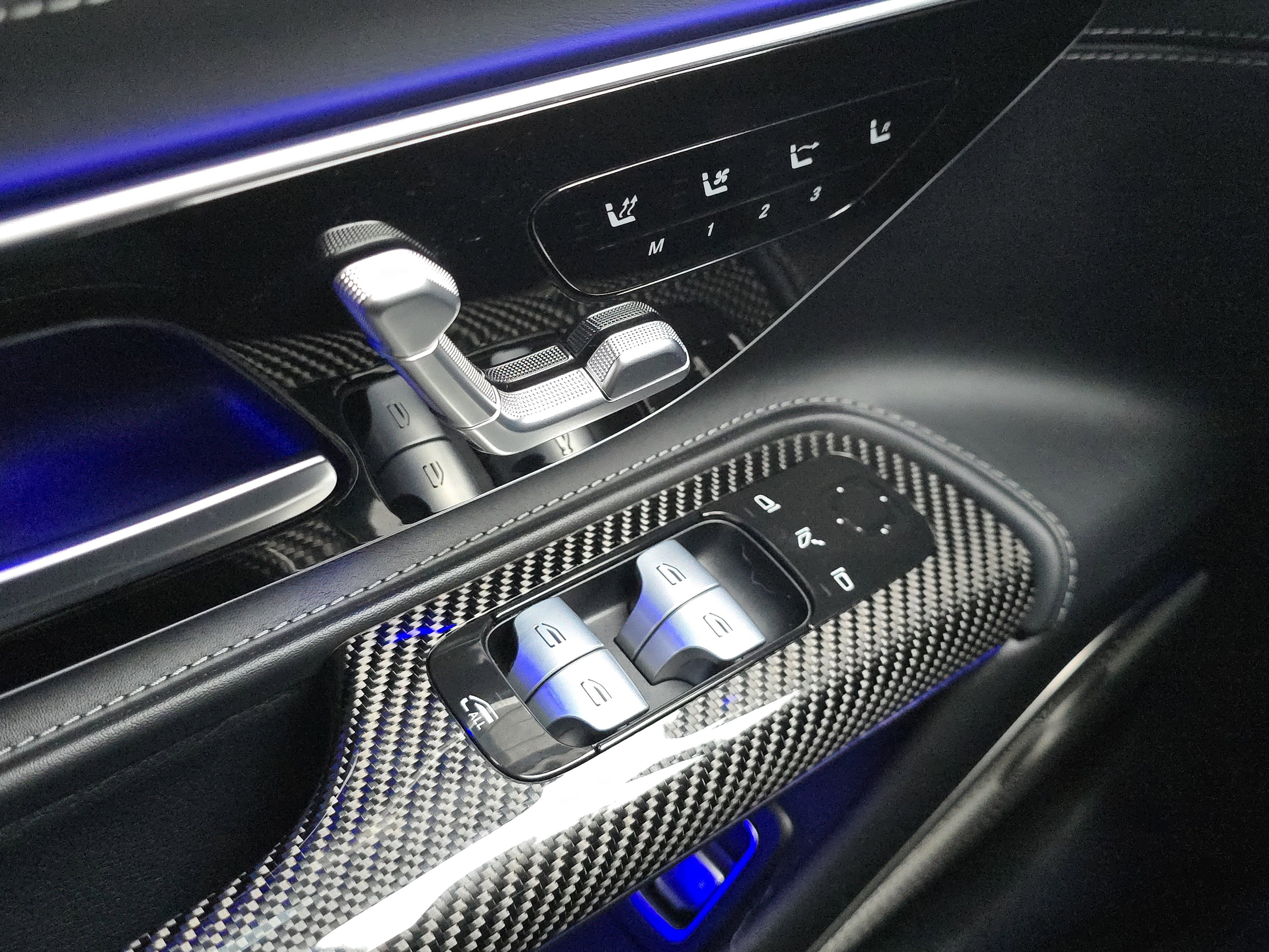 Used 2022 Mercedes-Benz SL 63 AMG AMG SL 63 image 31