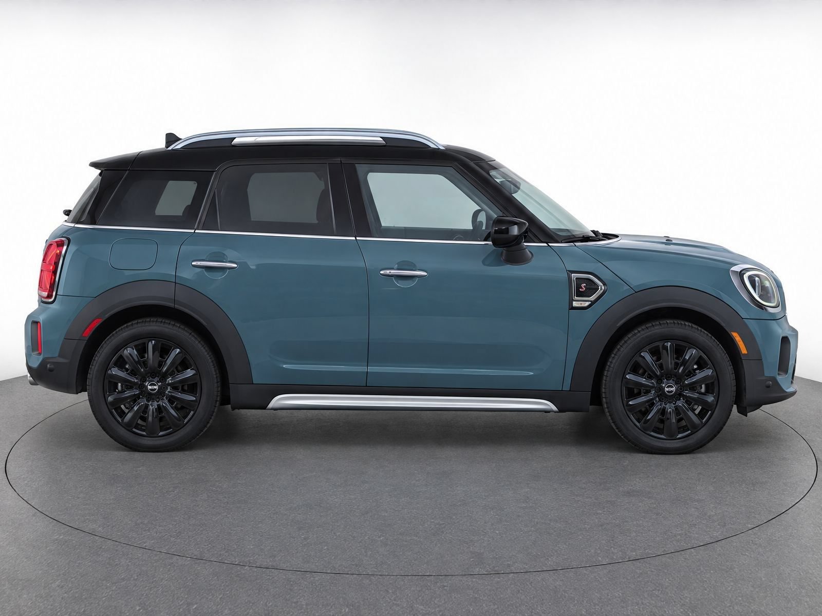 Used 2024 MINI Cooper Countryman S FWD image 4