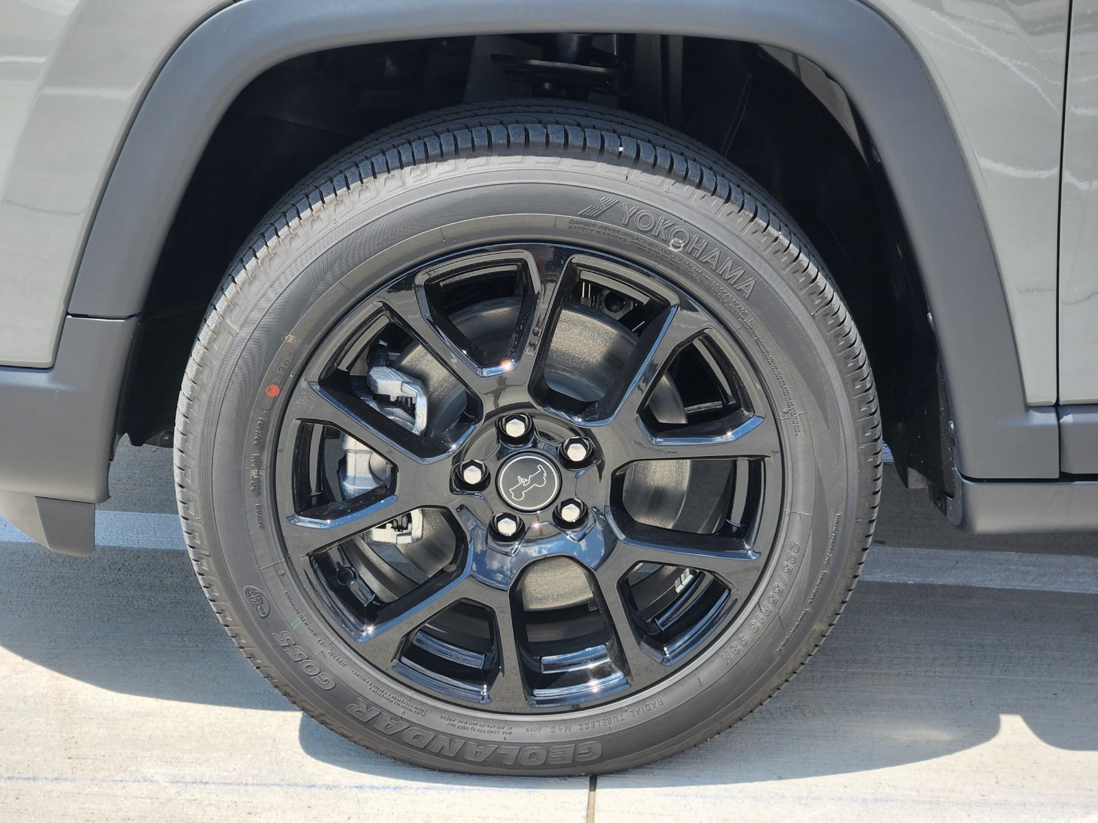 New 2026 Jeep Compass Latitude AWD/4WD image 11