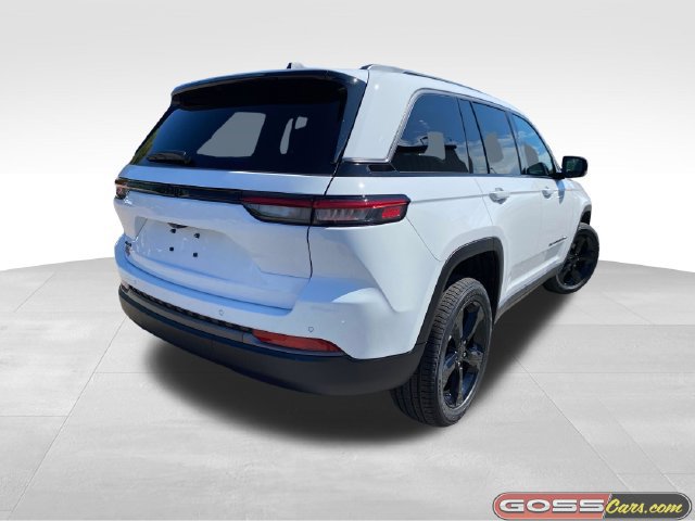 New 2026 Jeep Grand Cherokee Limited w/ Limited Altitude Package AWD/4WD image 3