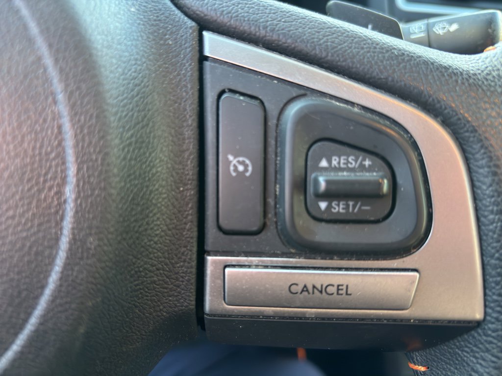 Used 2016 Subaru Crosstrek 2.0i Premium w/ Moonroof Package image 10