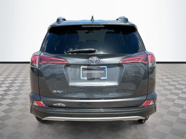 Used 2018 Toyota RAV4 XLE FWD image 6