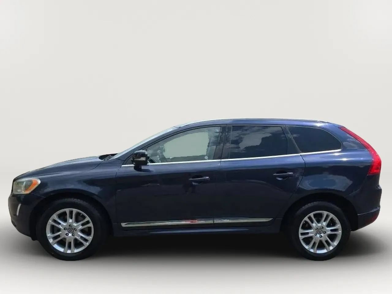 Used 2015 Volvo XC60 T5 Premier Plus FWD image 5