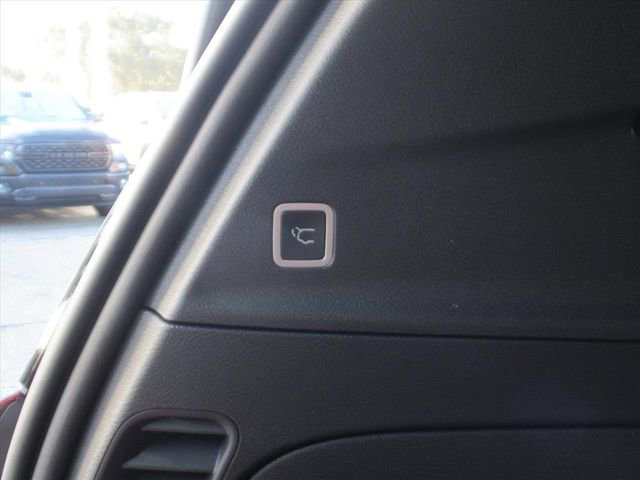 New 2026 Chrysler Pacifica Select FWD image 33