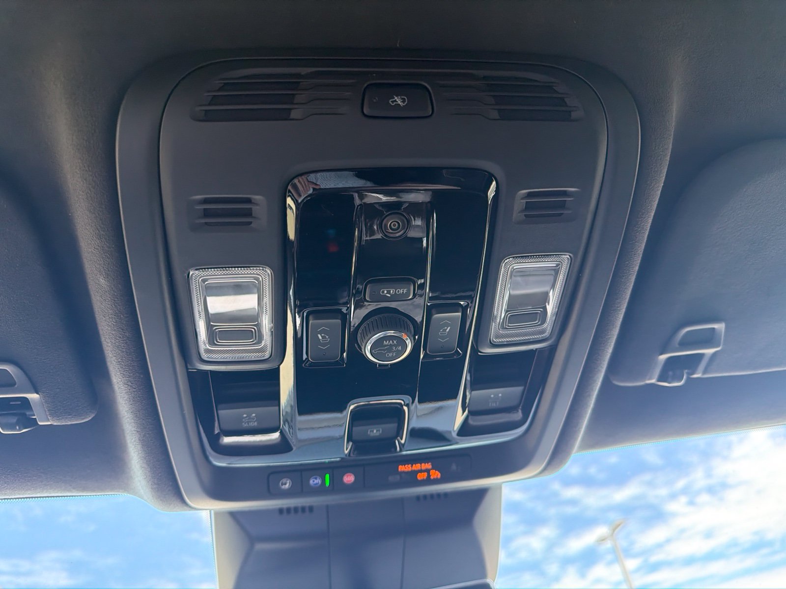 Used 2025 Cadillac Escalade Sport Platinum AWD/4WD image 12