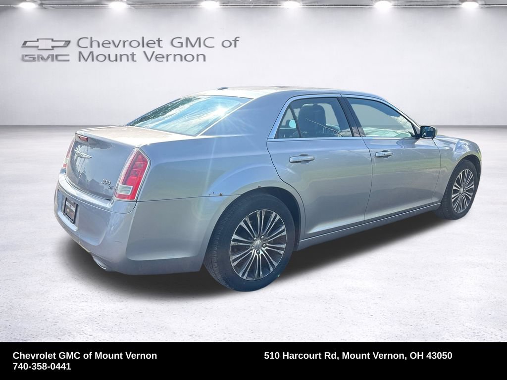 Used 2014 Chrysler 300 S AWD/4WD image 5