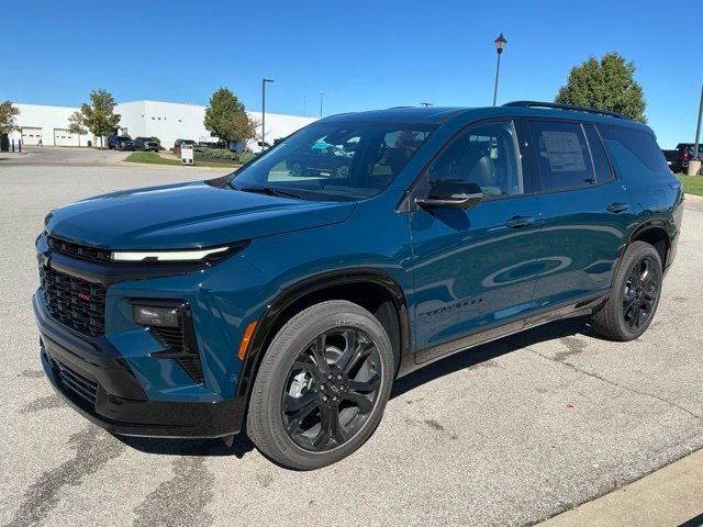 New 2027 Chevrolet Traverse RS w/ LPO, Floor Liner Package AWD/4WD image 3