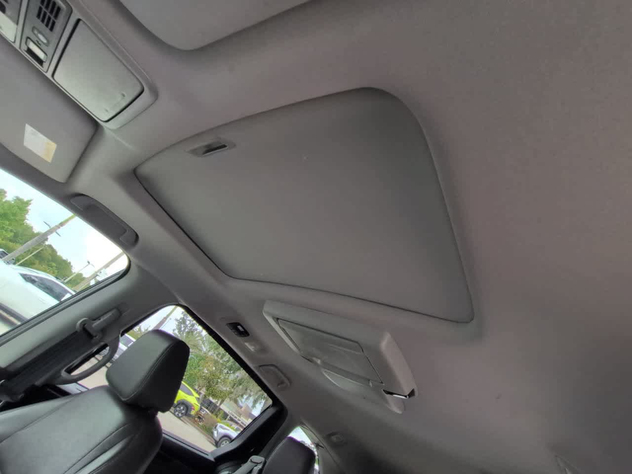 Used 2019 Honda Odyssey Elite image 20