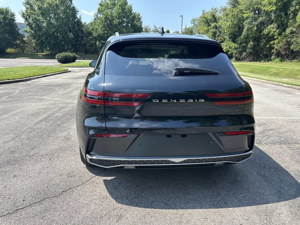 New 2027 Genesis GV70 2.5T Select AWD/4WD image 6